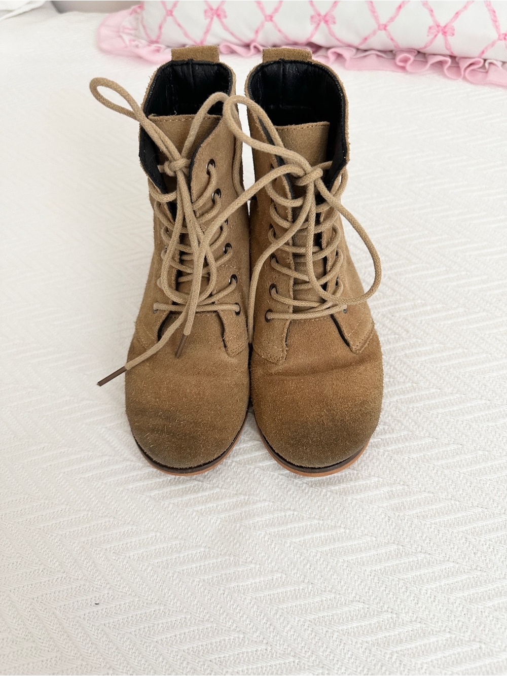 SweetHoney camel suede boots